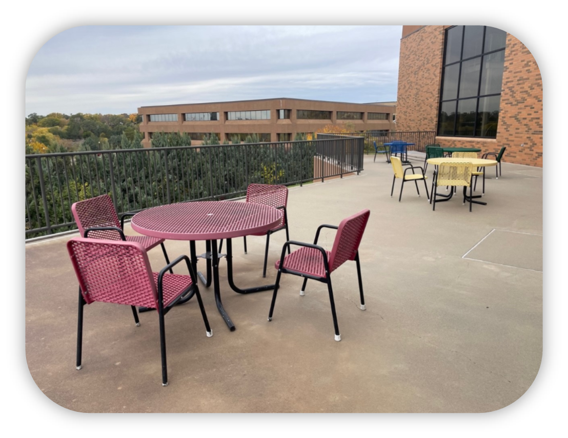 SUNDECK_ROUNDED CORNERS